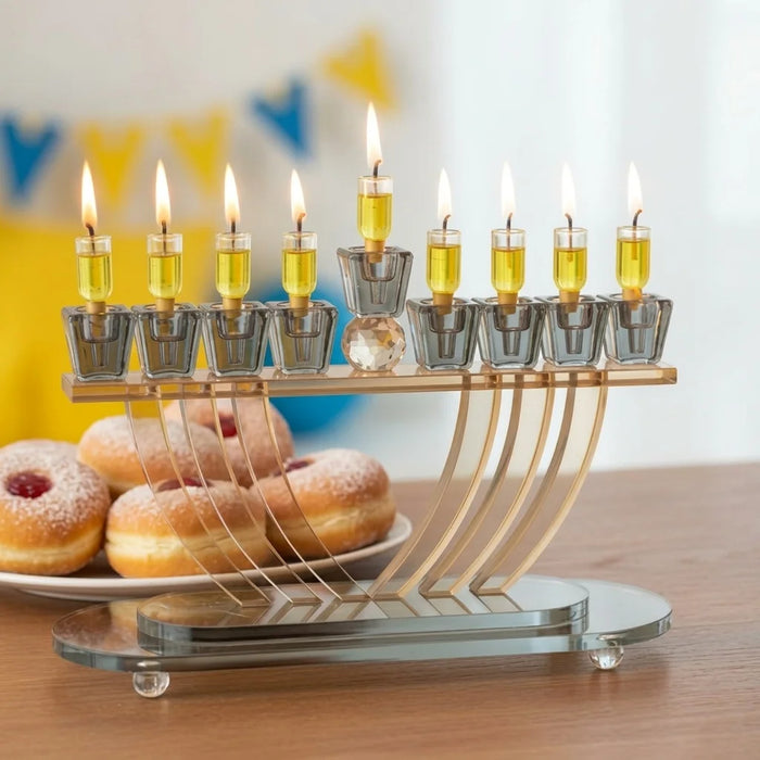 חנוכיית קריסטל מהודרת 19x28 ס"מ – קשתות