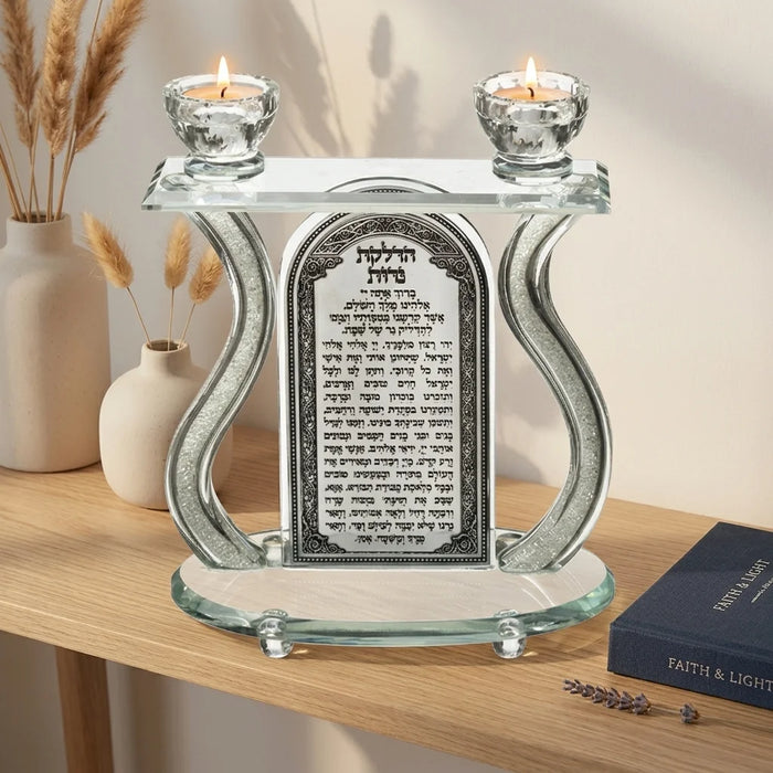 זוג פמוטי קריסטל – פלקטת נוסח הברכה ושיבוץ אבנים (24*25 ס"מ)
