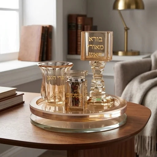 סט הבדלה מפואר מקריסטל – כולל מגש מסתובב, גוון זהב שקוף (20 ס"מ)