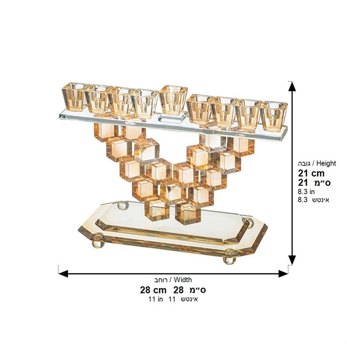 חנוכיית קריסטל מרהיבה 28x21 ס"מ – קוביות מדורגות בגווני ענבר וזהב